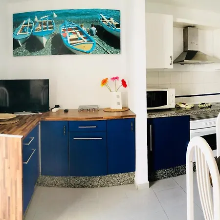 Apartment Florencia Mit Pool, Nahe Playa Chica *