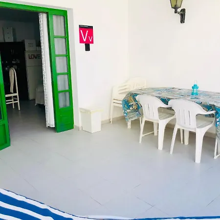 Apartamento Apartment Florencia Mit Pool, Nahe Playa Chica