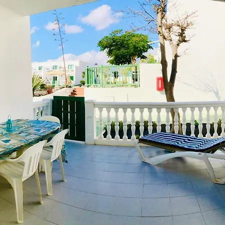 Apartment Florencia Mit Pool, Nahe Playa Chica Apartamento